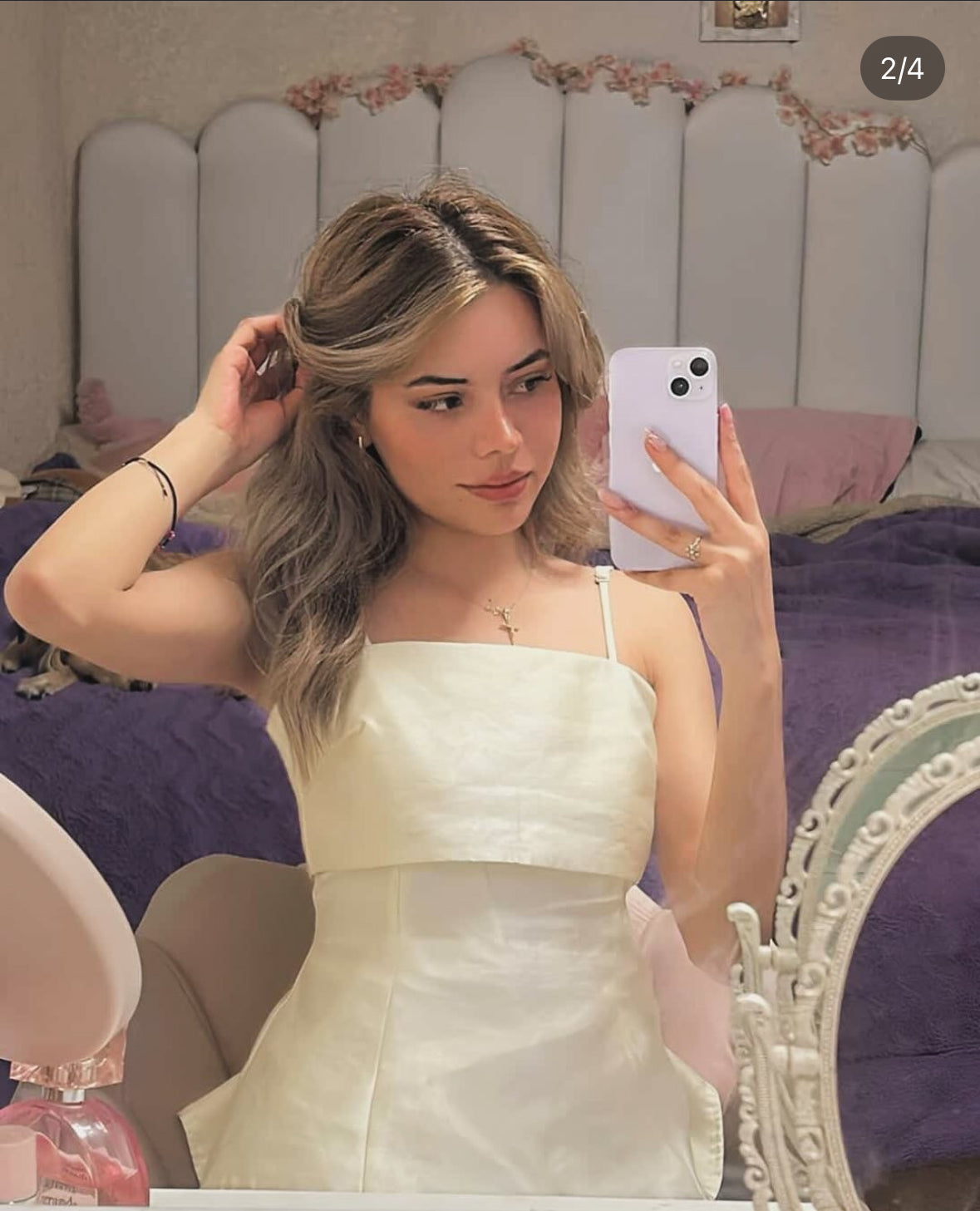 Isabela L.